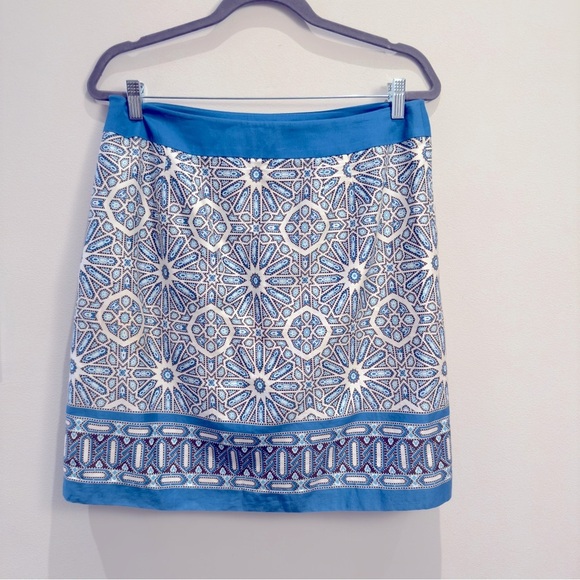 Ann Taylor Blue , White & Brown Unique Skirt Size 8P - Picture 2 of 10